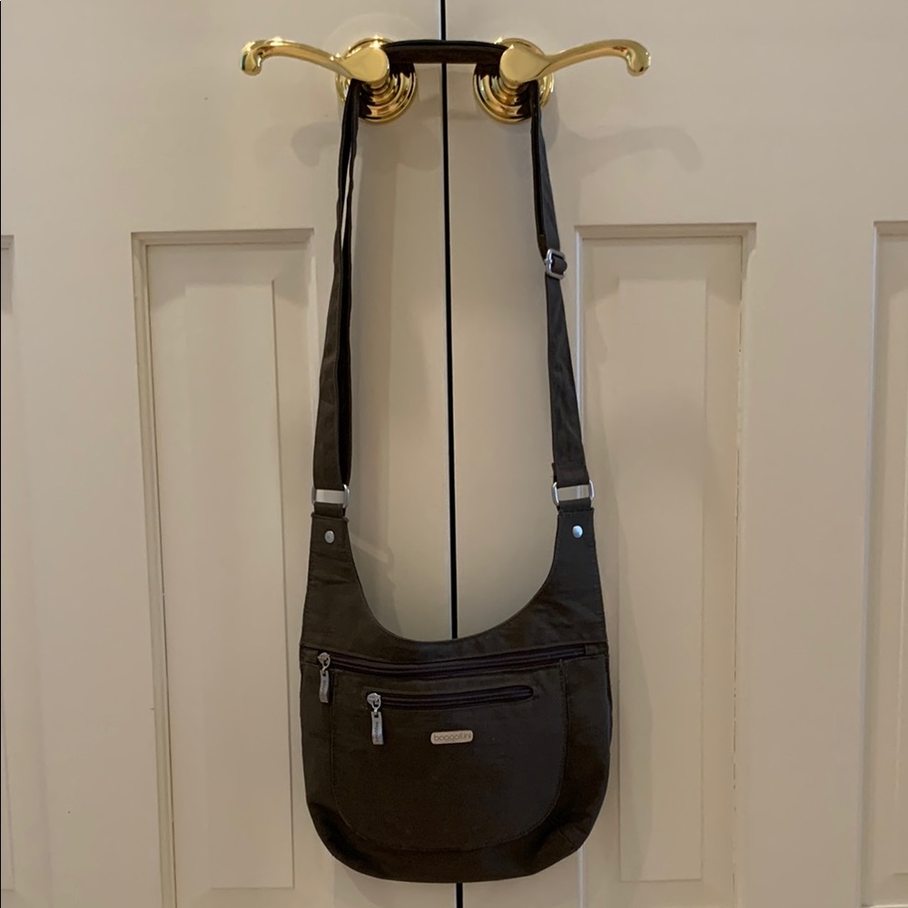 Baggallini Crossbody 👜